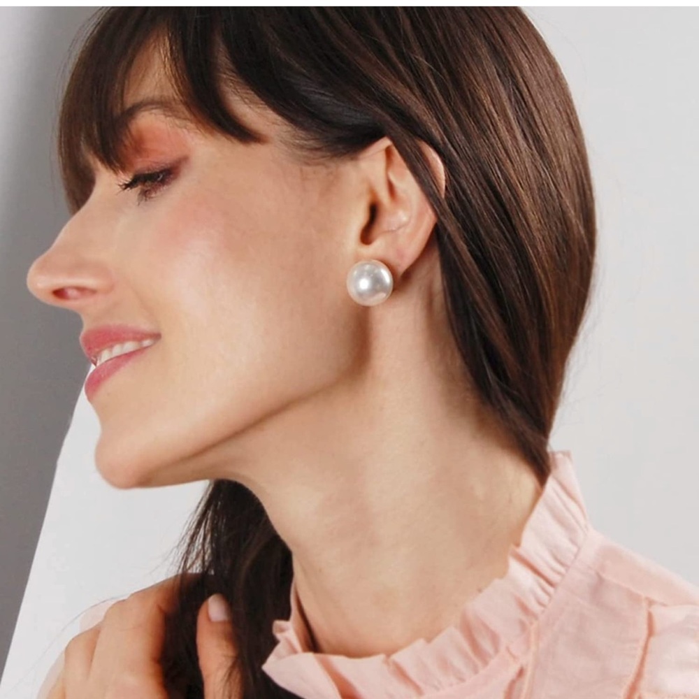 Pearl Earrings - Picture 2 of 3